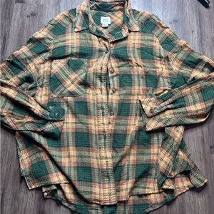 Plaid Button-Up Shirt in Green and Tan #876